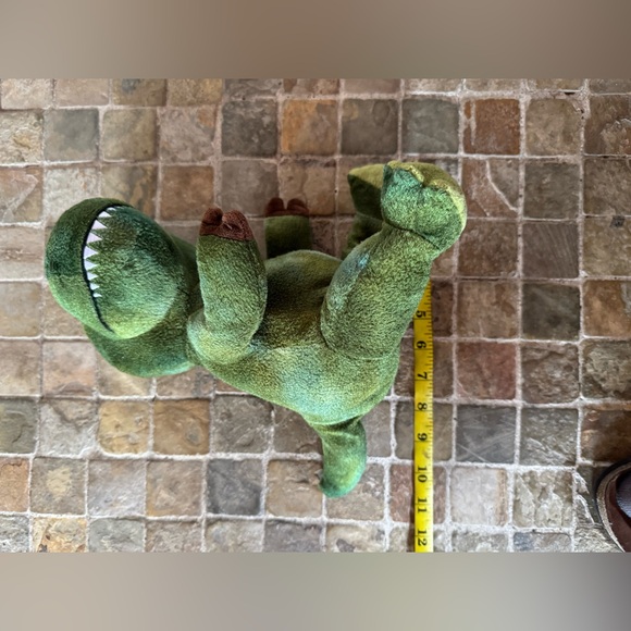 Gabe the Green Dinosaur Plush Toy - Picture 8 of 8